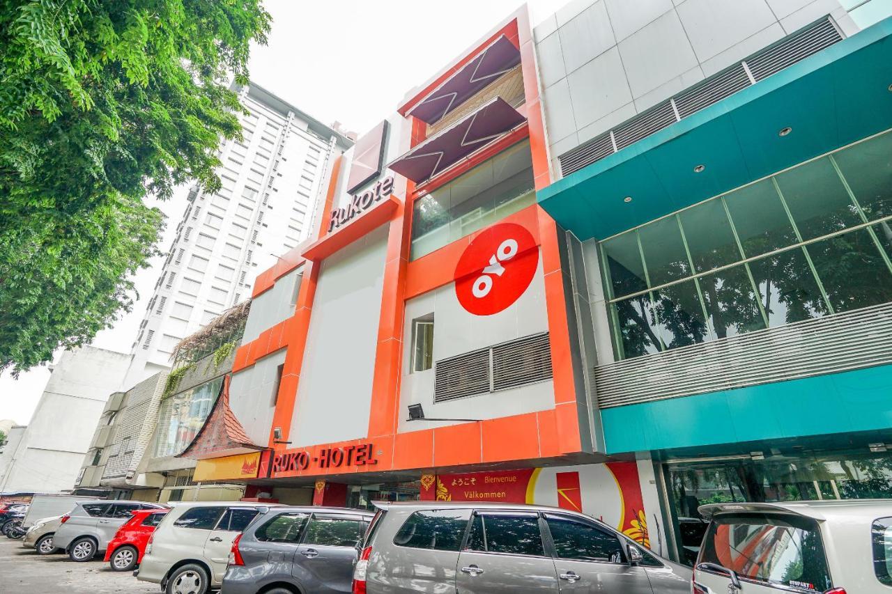 Oyo 277 Rukotel Near Rsu Adi Husada Undaan Kota 수라바야 외부 사진